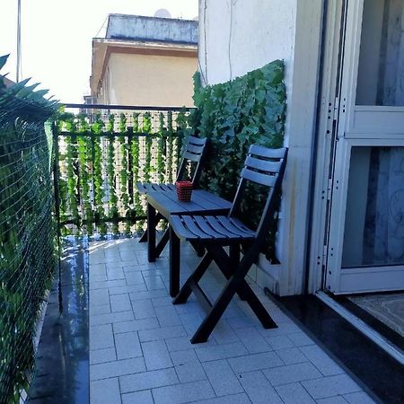 Casa Buono - Aeroporto Di Capodichino Appartement Napels Buitenkant foto